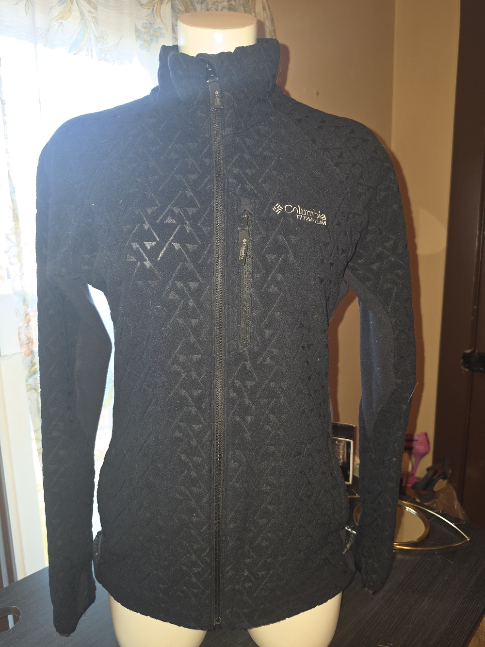 Columbia Women's Black Zip-Up Jacket